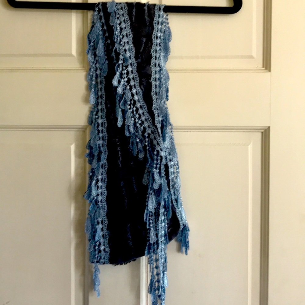 Ladies scarf